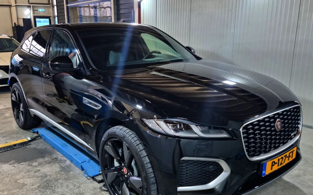 Jaguar f-pace