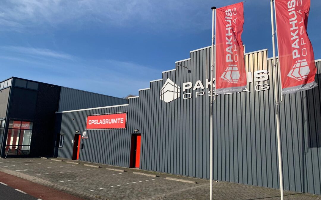 Pakhuis opslag vlaggen